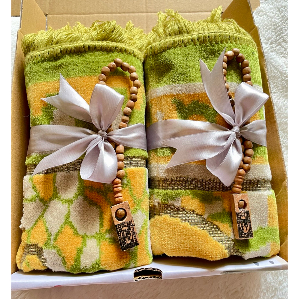 HAMPERS SAJADAH COUPLE PERNIKAHAN | HAMPERS SAJADAH COUPLE HADIAH | HAMPERS HADIAH