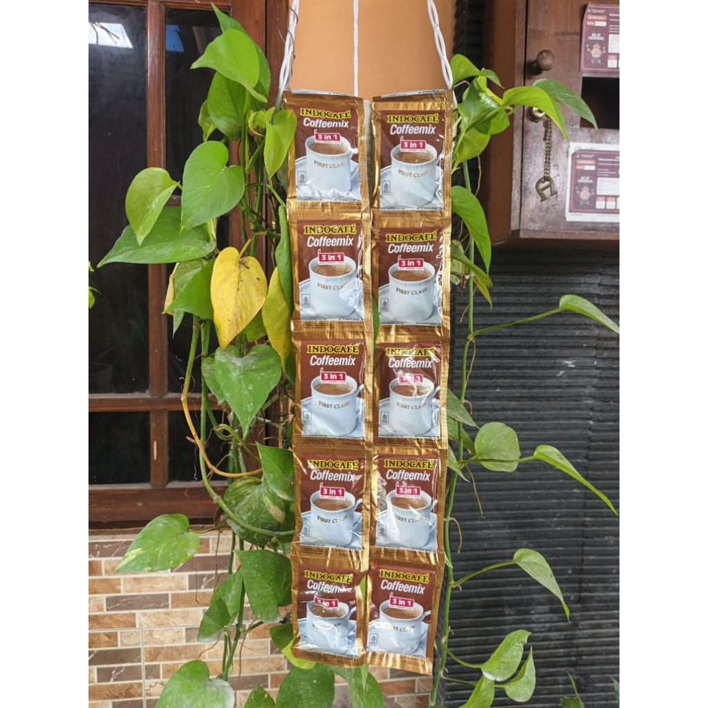 

indo cafe coffe mix 1 renteng isi 10 sachet exp 10 2026