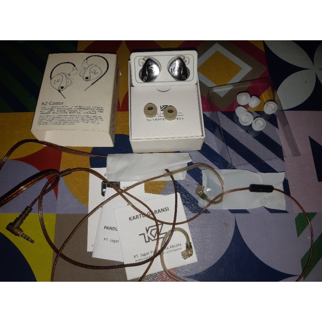 kz castor black bass version iem