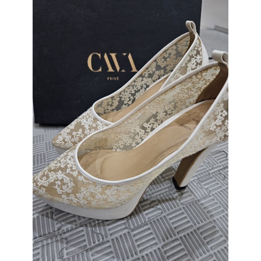 sepatu heels cavaprive wedding putih custom