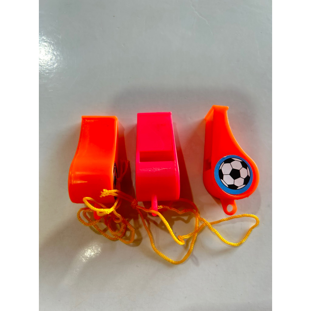 10 pcs Mainan peluit random