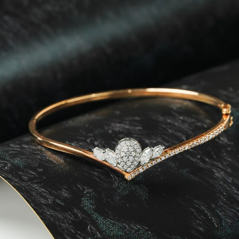 Gelang Bangle Hala Gold 18K Pesona Collection 00009003