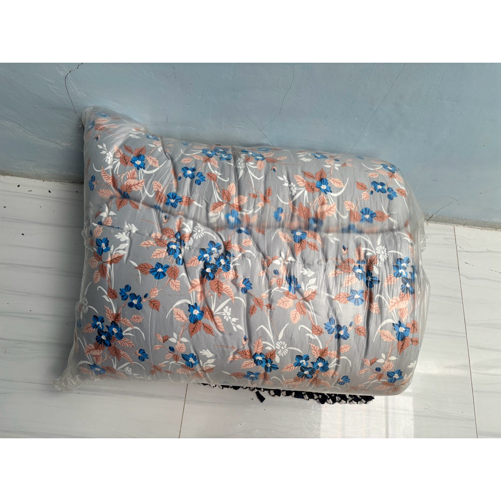 Sprei Busa / Floral Pluffy Blanket