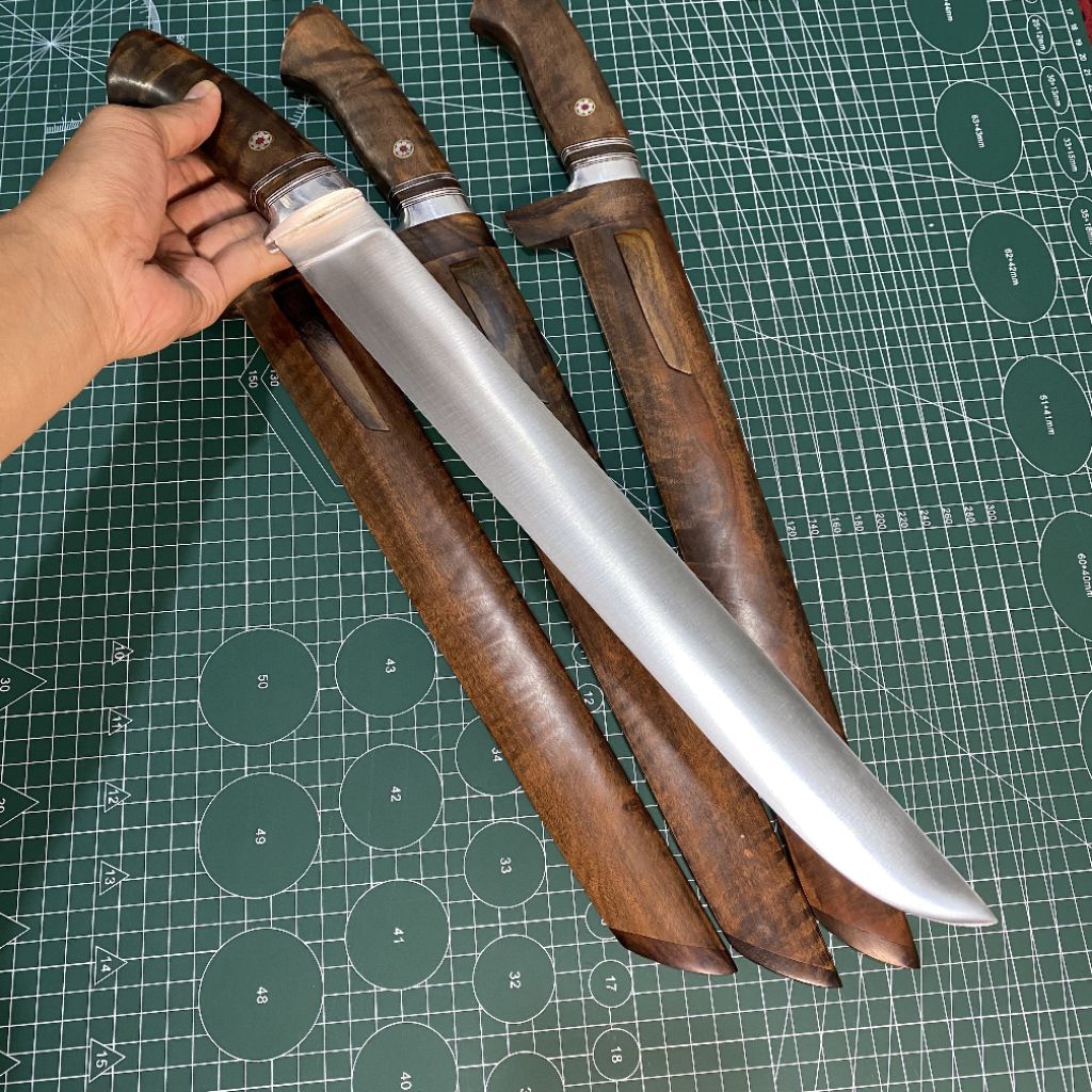 PISAU BOHLER K110 BAJA MODERN TAHAN KARAT 35CM