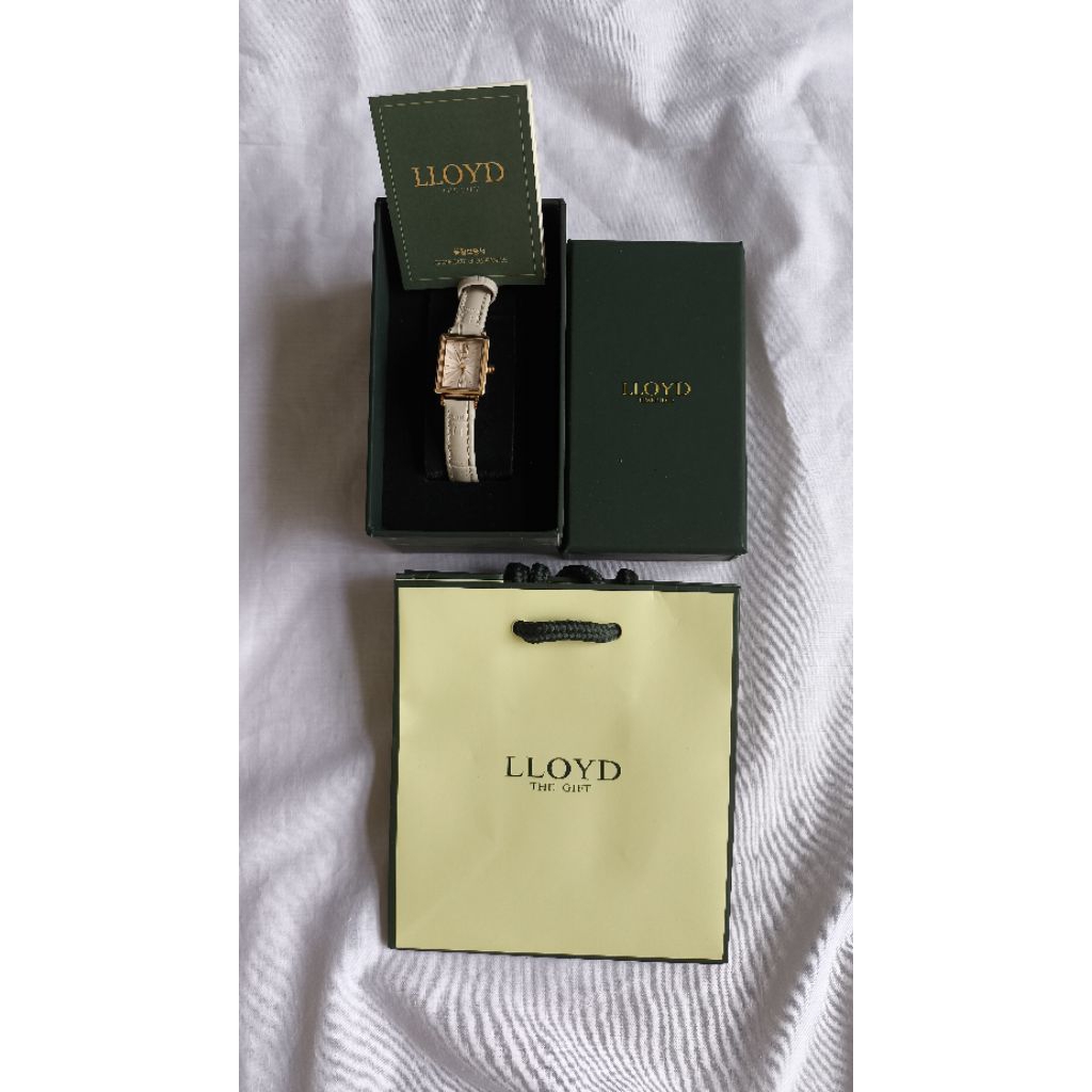 PO Korea LLOYD Watch