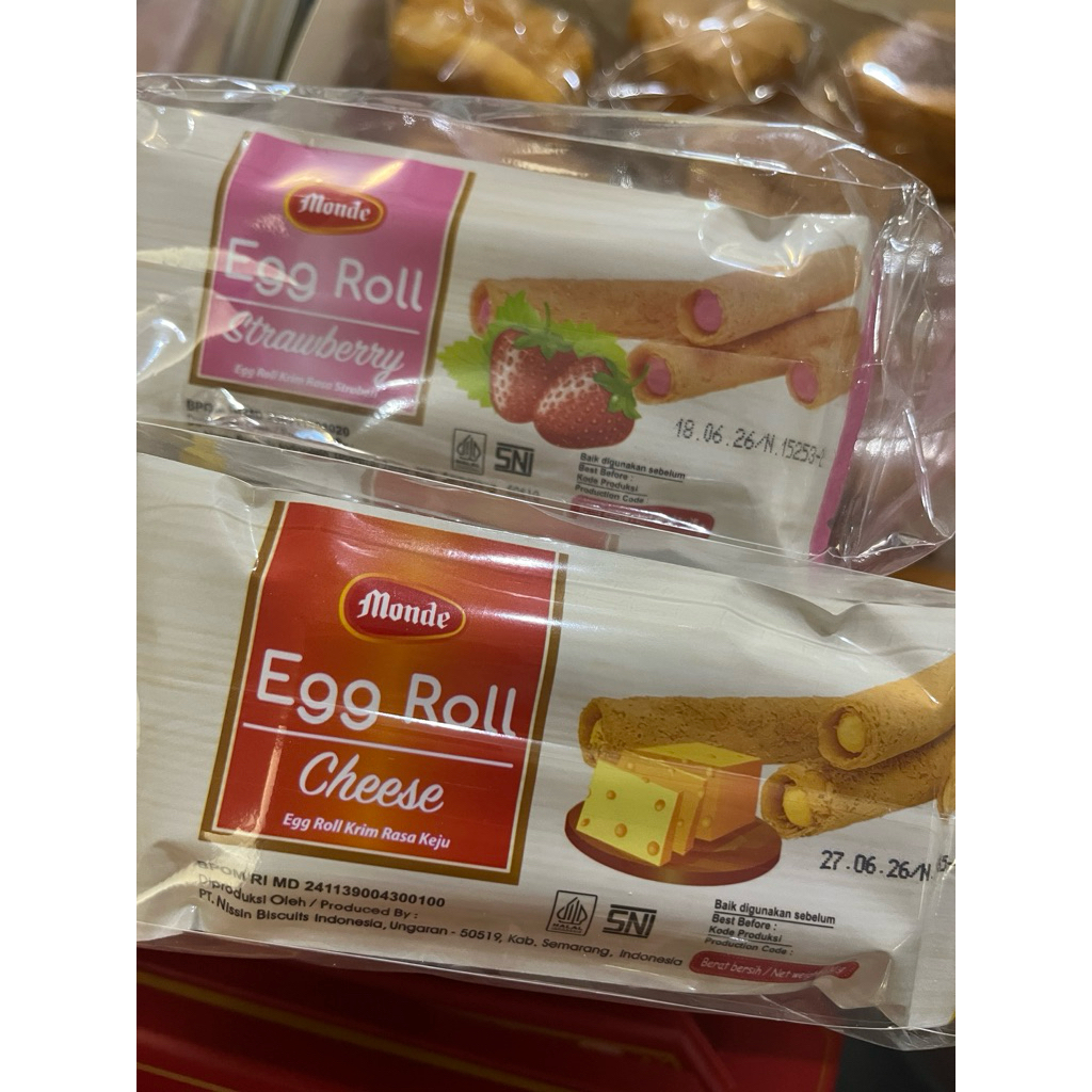 

monde egg roll isi 10 pak