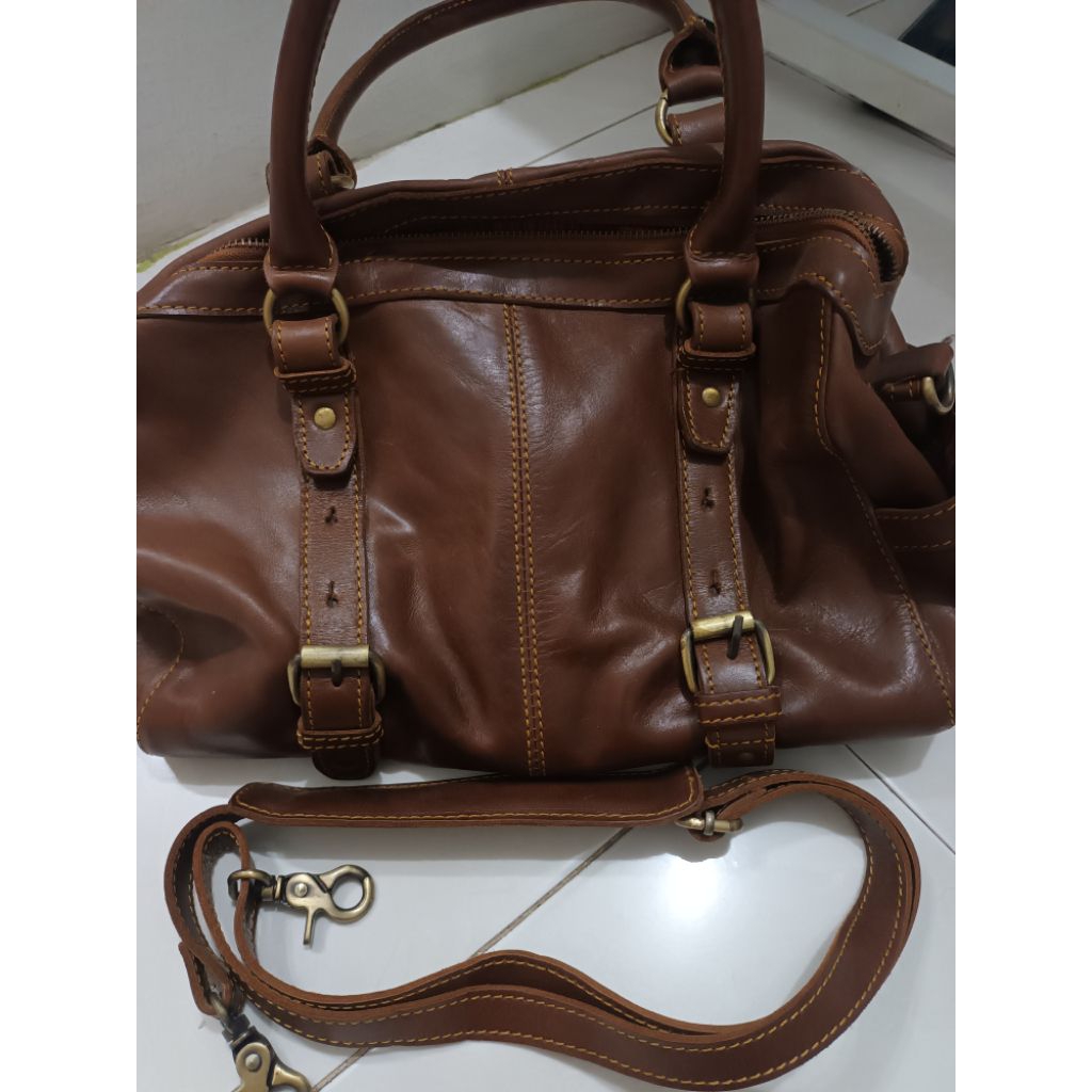 Jual murah aja yuk Tas kulit asli dari Anantio Jogja