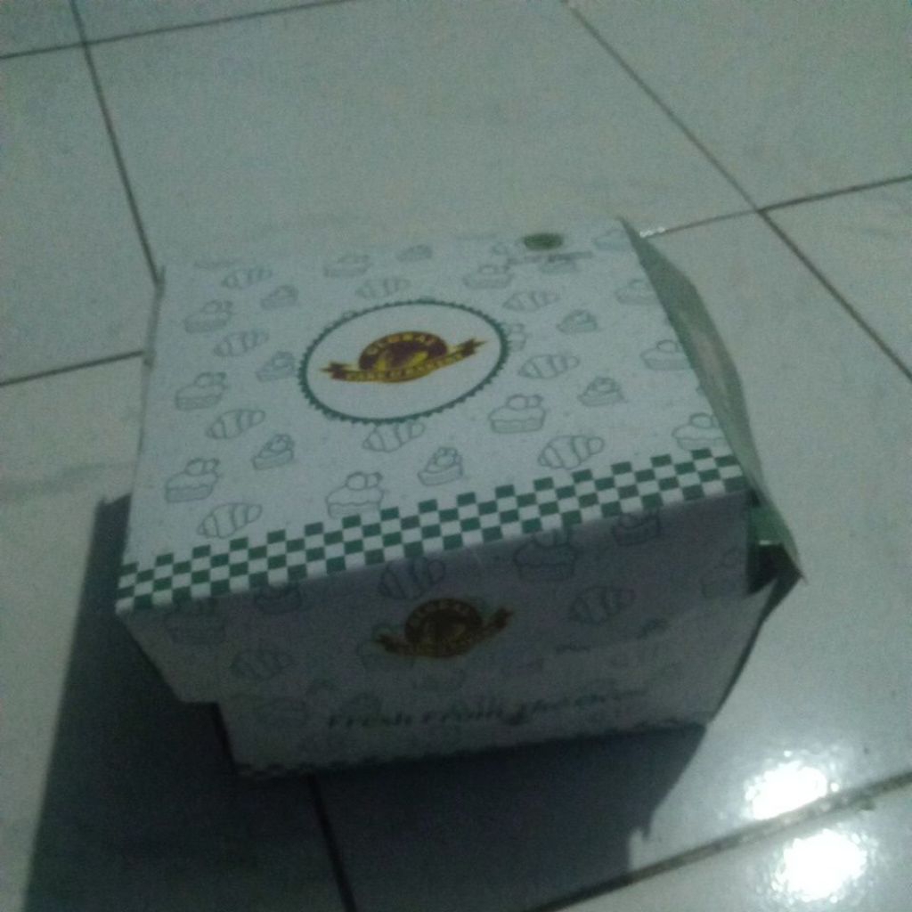 

box makanan