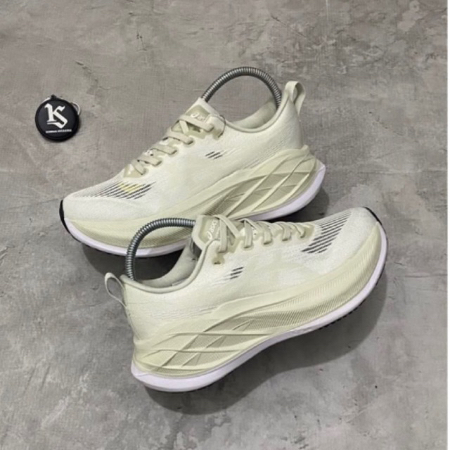 asics ff blast size 37