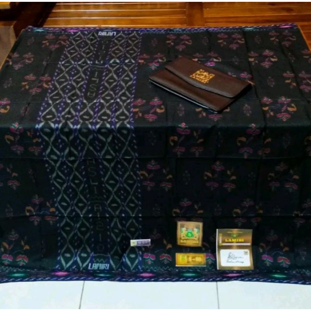 sarung tenun lamiri a1 full sutra basah motif MST kembang