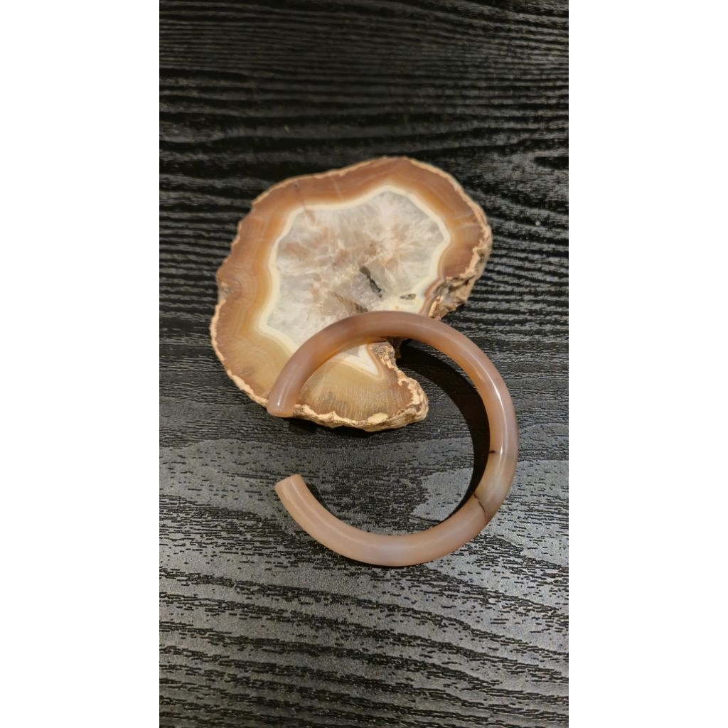 Open Bangle Agate Oranye