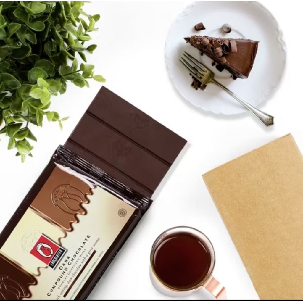 

Tulip dark coumpond coklat