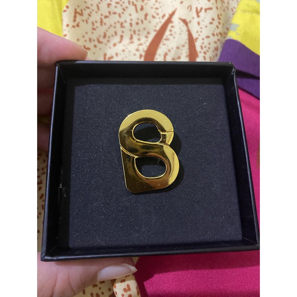 BROOCH BUTTONSCARVES Pin dagu