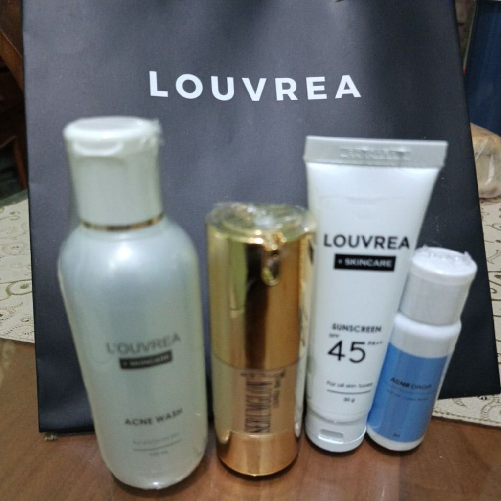 [Terlaris] Paket obat acne dan bruntus Louvrea skincare.