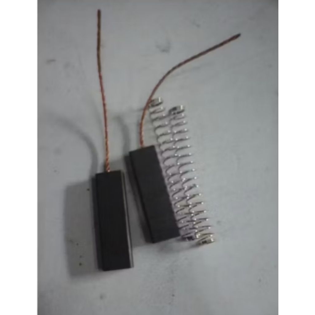 carbon brush vacuum cleaner