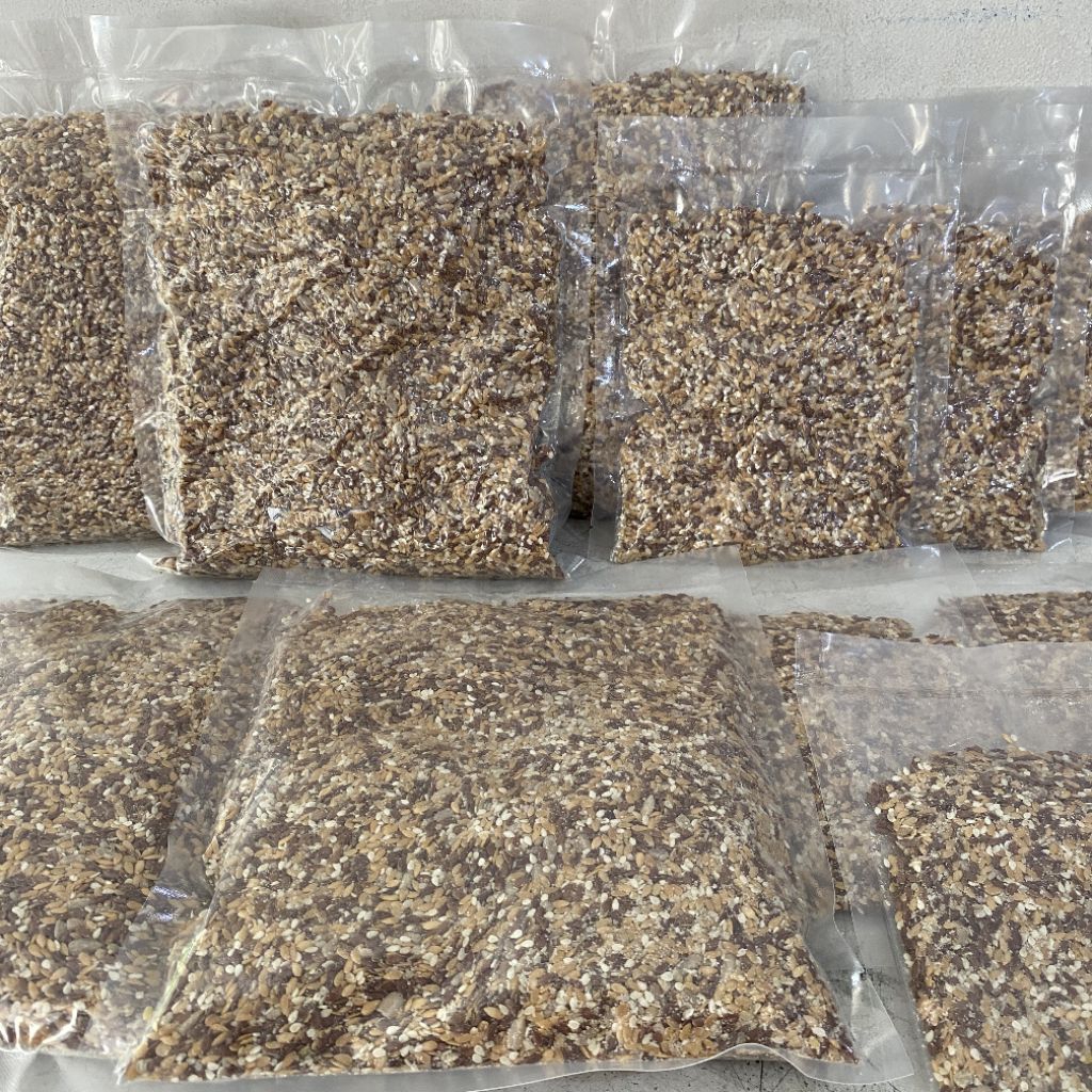 

Komplet mixed seeds 250 gram | mixed seed | biji bijian