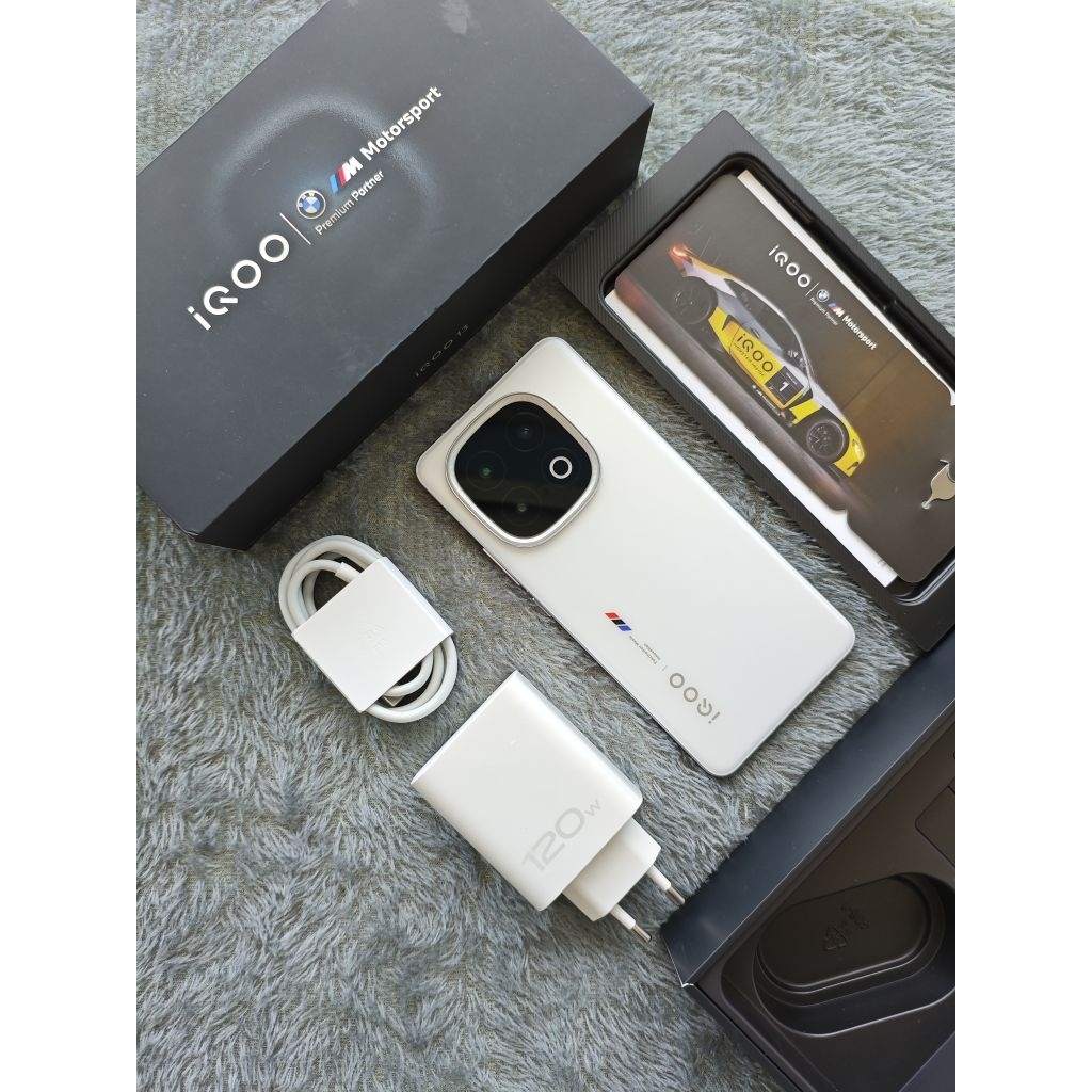 Iqoo 13 12/256gb second