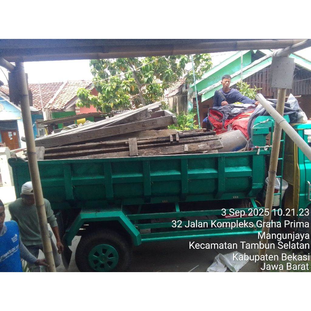 Buang Puing dan Sampah Proyek Tambun Bekasi