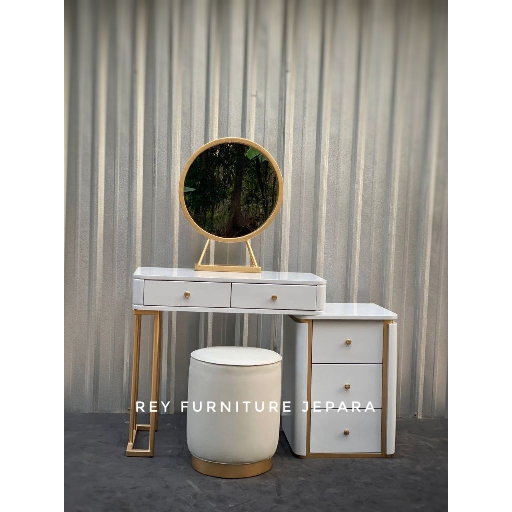 MEJA RIAS MINIMALIS KAKI BESI MODERN, TOLET MINIMALIS KAKI BESI