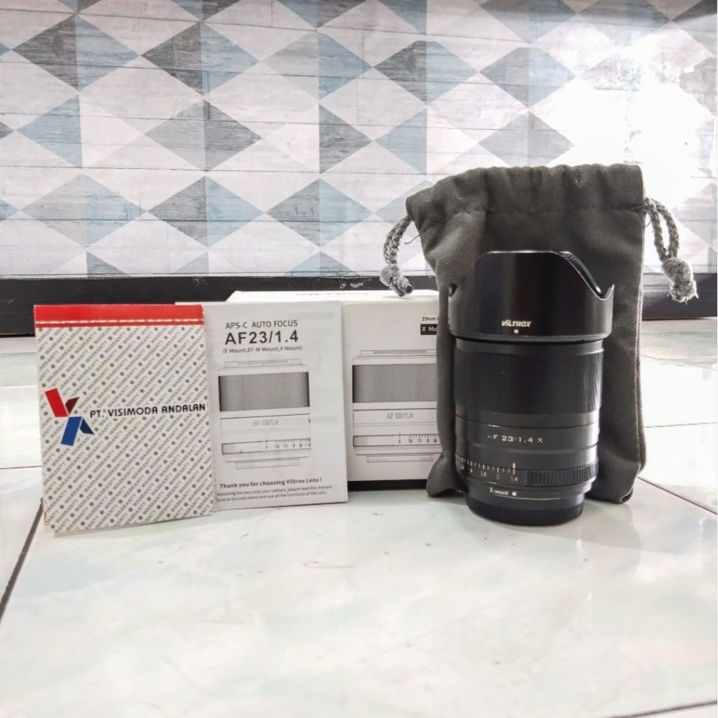 Lensa Fix / Prime Tipe Auto Fokus (AF) Viltrox 23mm f1.4 Mark II, Mounting X untuk Fujifilm (Lokasi 