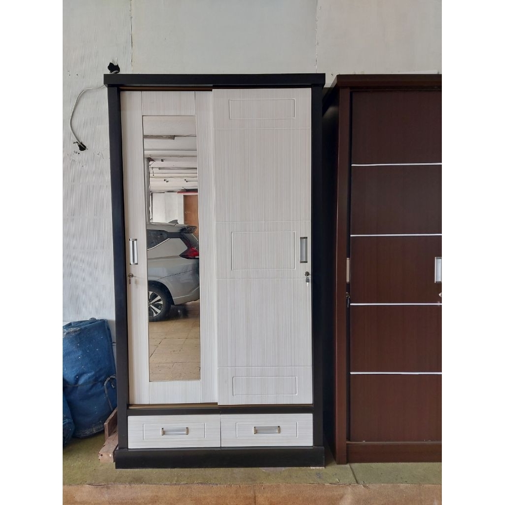 Lemari Pakaian 2 Pintu Geser / Sliding Minimalis Laci Bawah - Hitam Putih