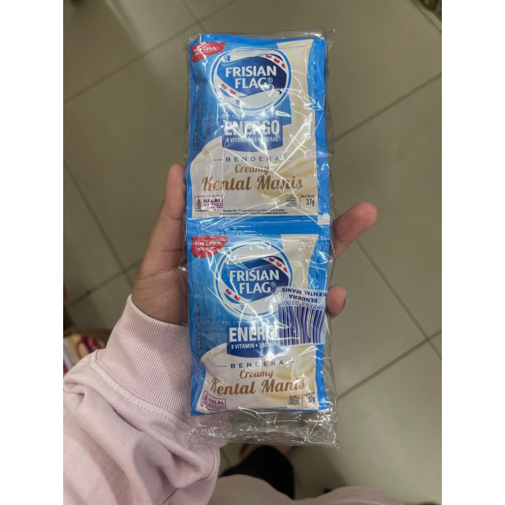 

Susu Kental Manis Frisian Flag saset- SKM Putih / Coklat untuk Baking, Kue, Kopi, Minuman - Susu Kental Manis Murah