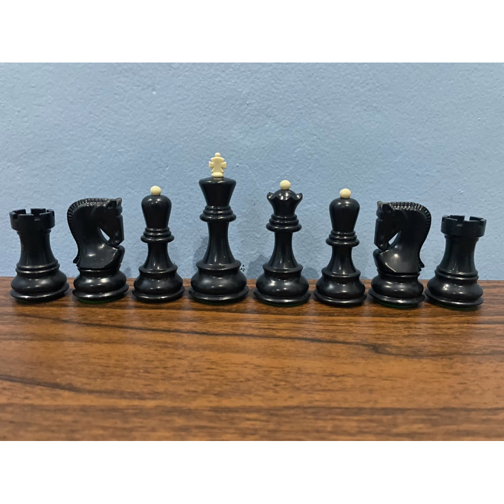 Buah Catur Plastik Tipe Zagreb - Catur Plastik Impor