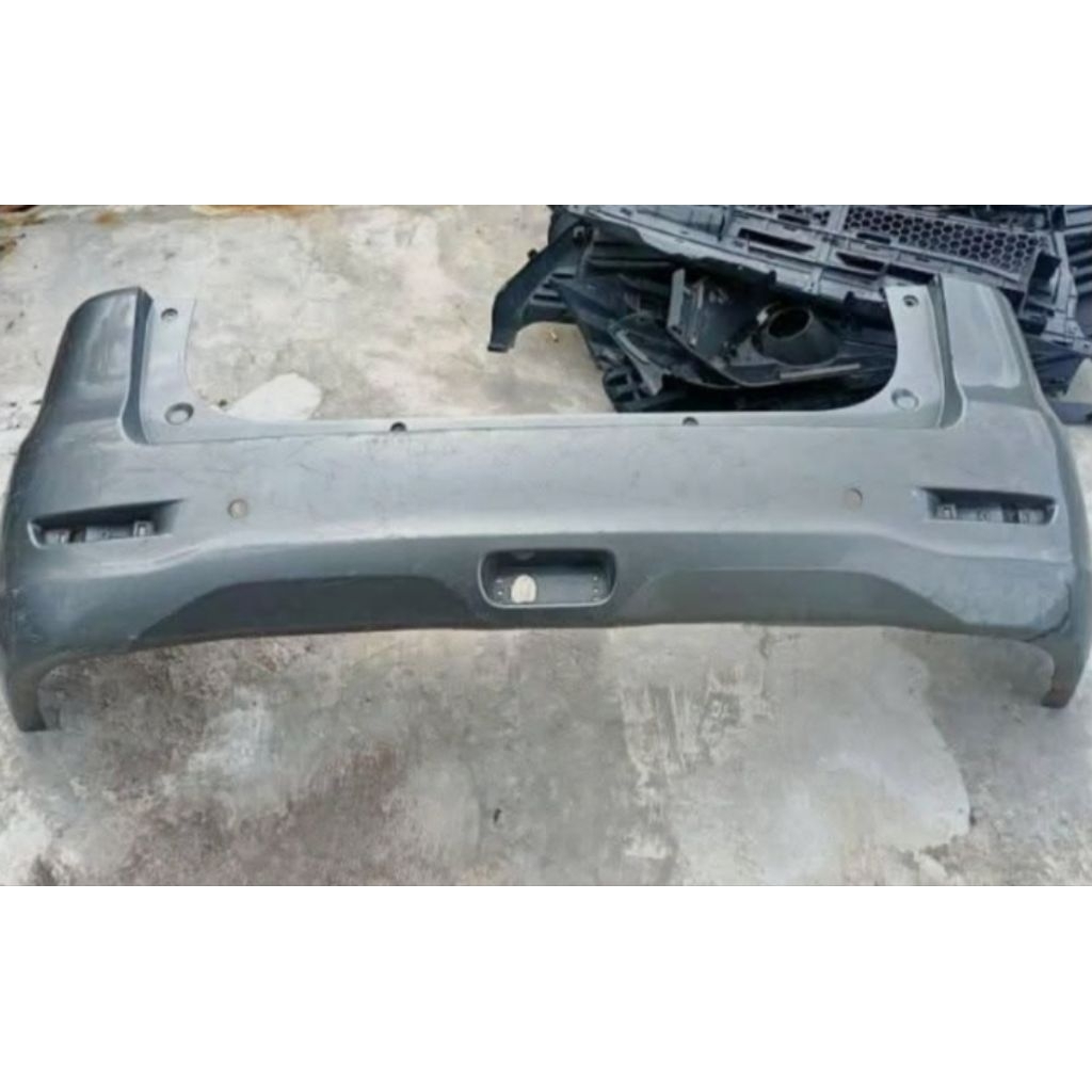 bemper belakang Ertiga lama original