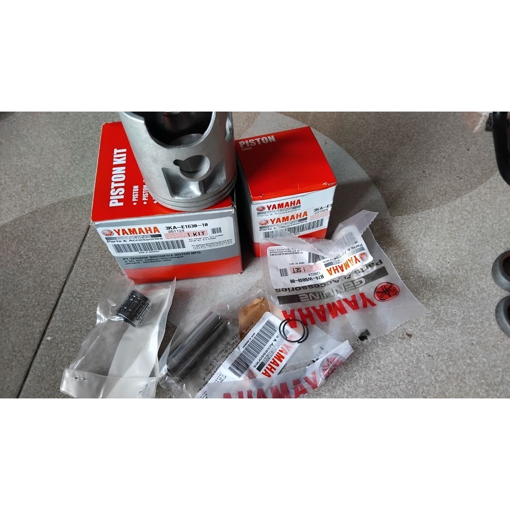 PISTON SET YAMAHA RX KING ORIGINAL