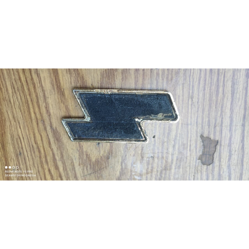 Emblem box aki honda c86 honda c800 supercup 800  / ORIGINAL