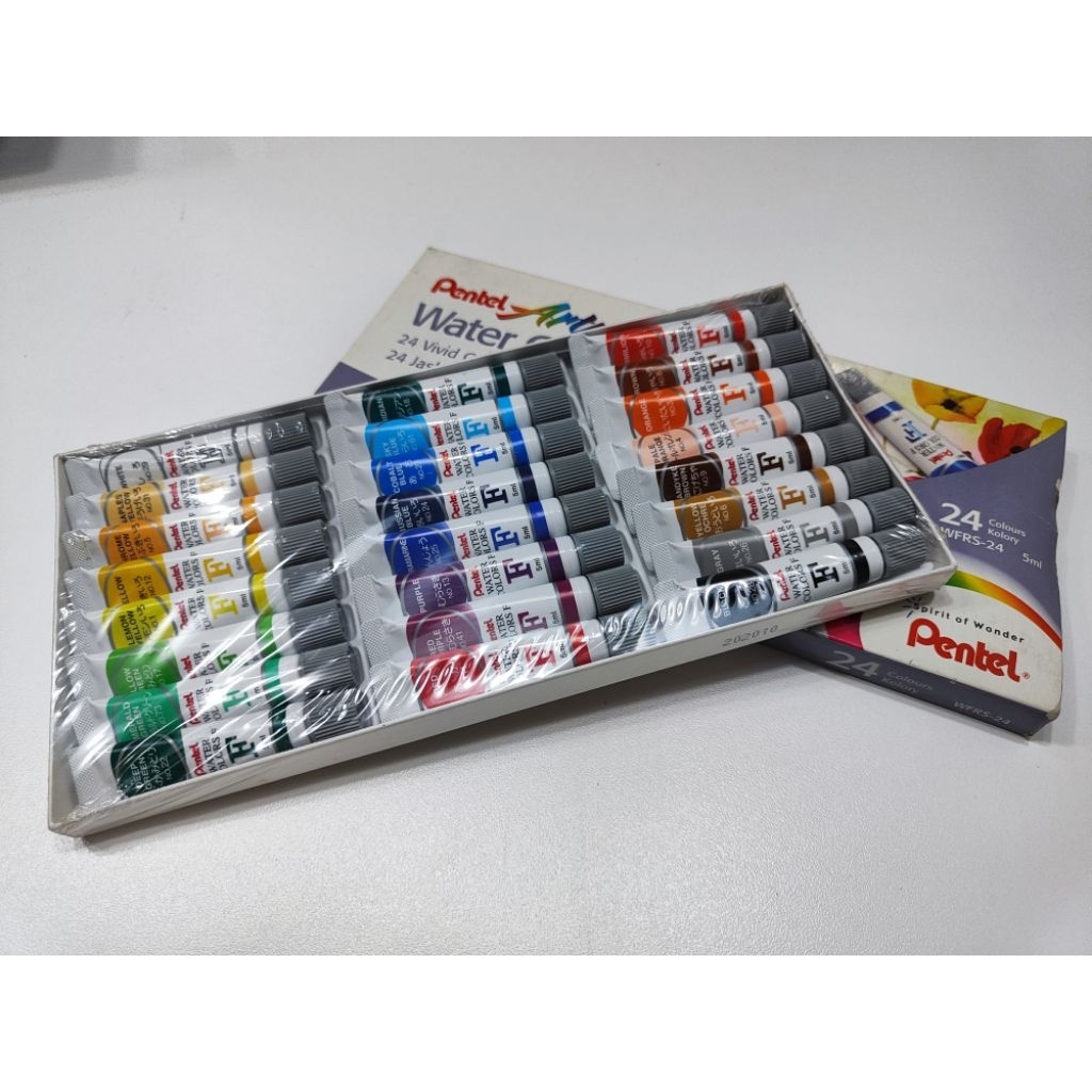 

Water colours isi 24 merk Pentel