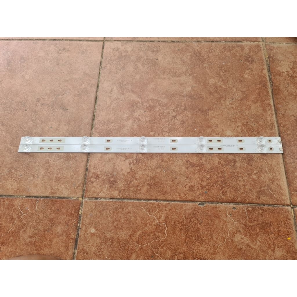 BL-LAMPU BACKLIGHT TV LED AQUA 32AQT6900 32AQT6100