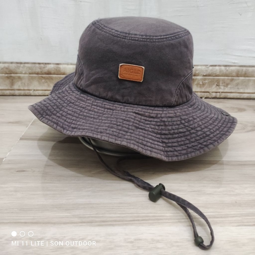 Topi Rimba Aigle vintage outdoor