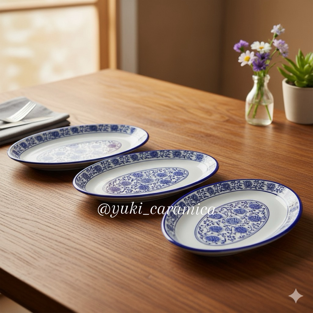 serving plate/piring saji/piring sayur/keramik biru putih