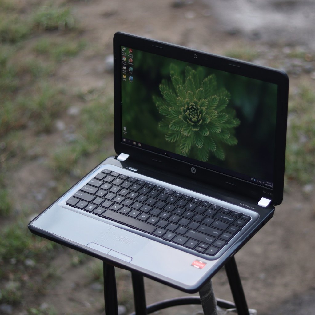 Laptop HP Pavilion G4 | Siap Pakai AMD A4 Ram 4 Gb Windows 10 Battery Awet