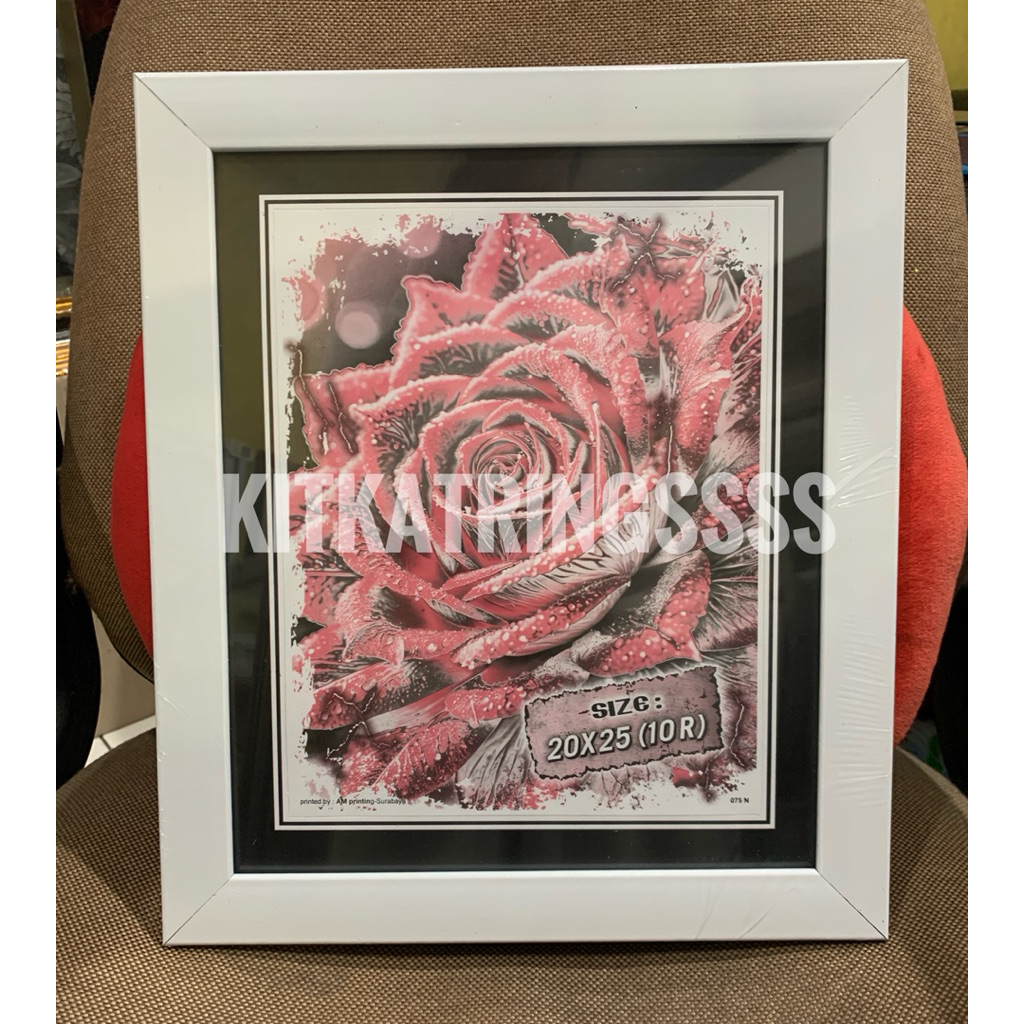 Frame 10R/Pigura (20x25) Putih/Hitam/Silver/Gold Polos/Ukir