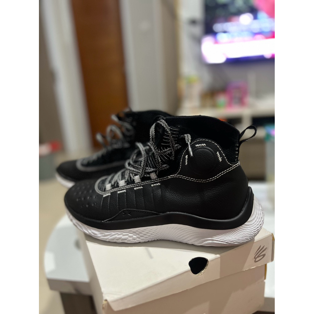 SEPATU BASKET CURRY 4 Flotro