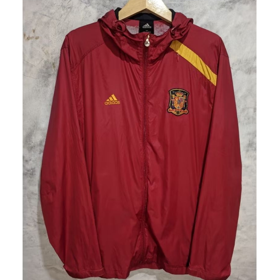 ADIDAS PIALA DUNIA SPANYOL JUARA 2010(100%original)