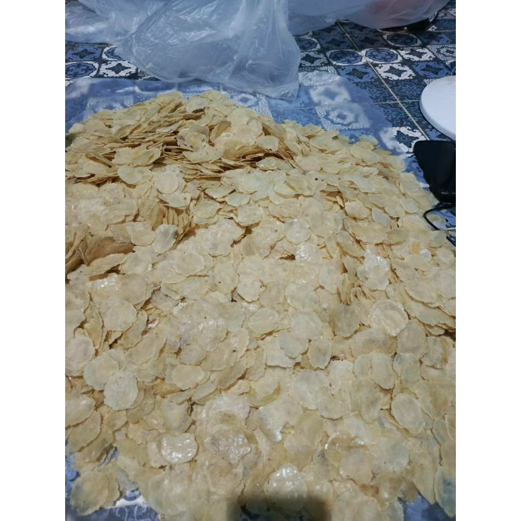 

1kg emping biji melinjo super full kering/tipis UK biji 1&2 siap digoreng