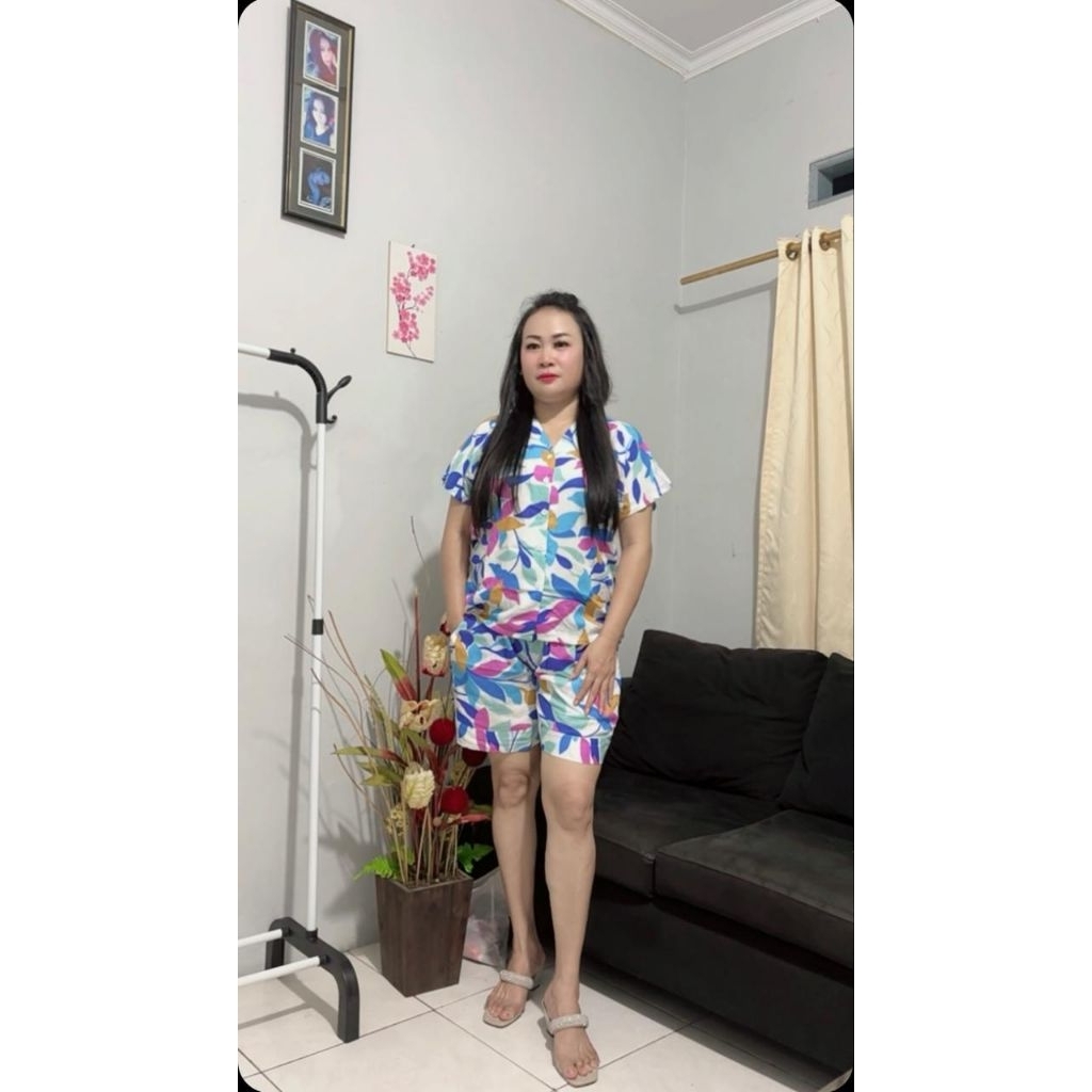 set piyama pendek motif bunga