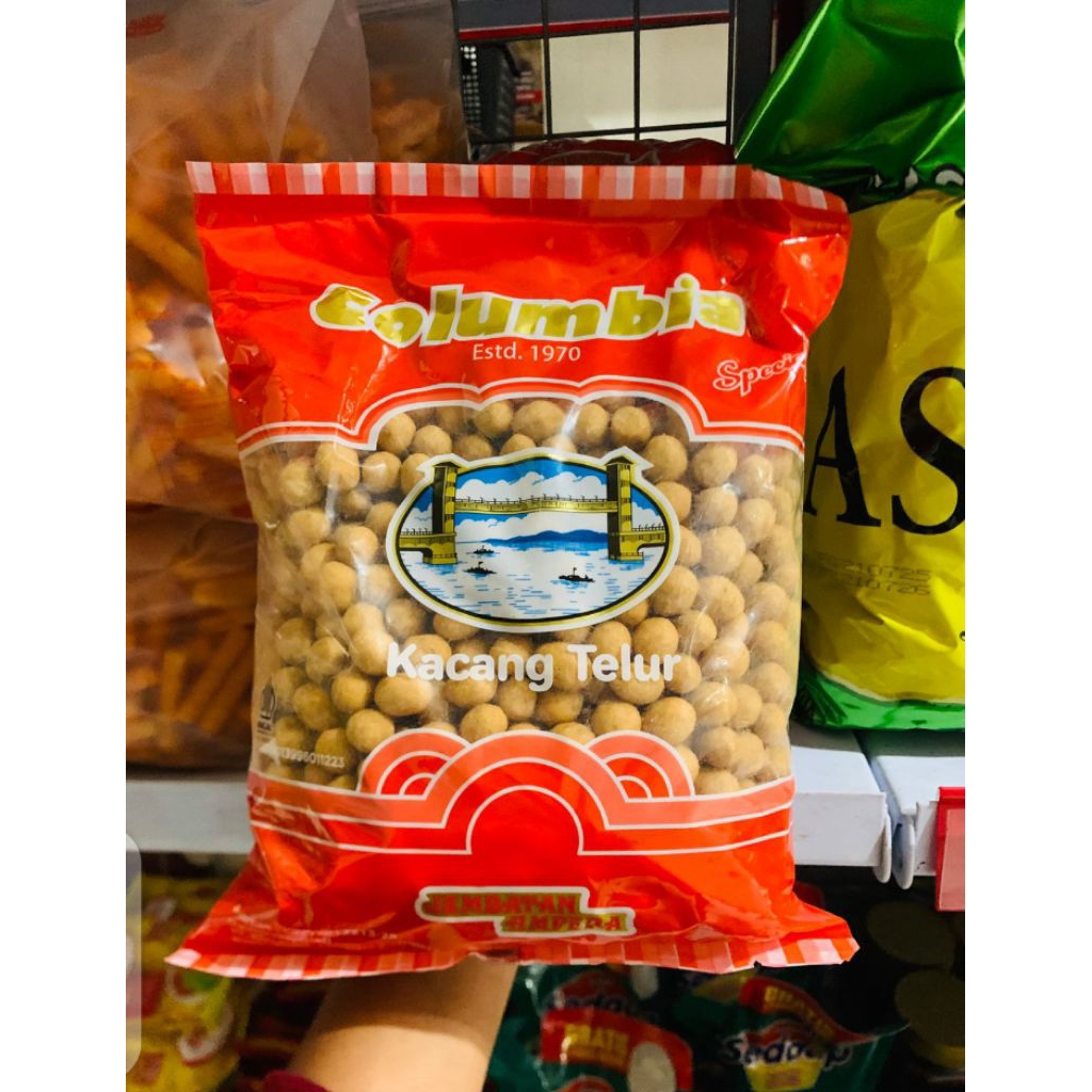 

1 kg kacang telur Ampera