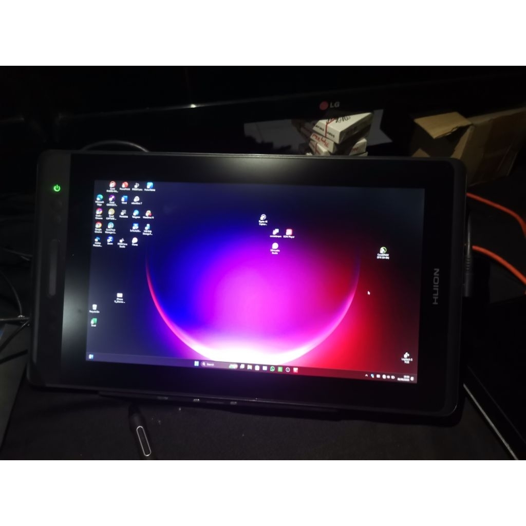 HUION KAMVAS PRO 13 GT133 Minus ada titik whitespot dikit