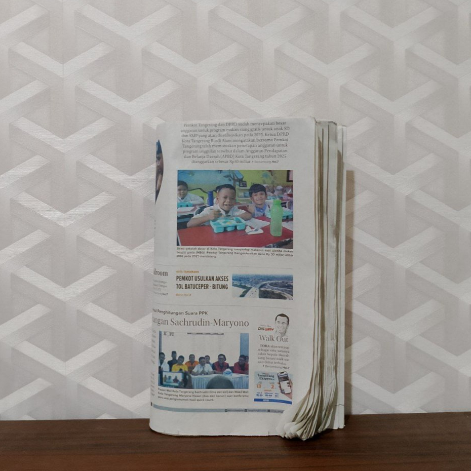 Majalah Koran Bekas Surat Kabar Lama Kiloan 1Kg 1Kilo