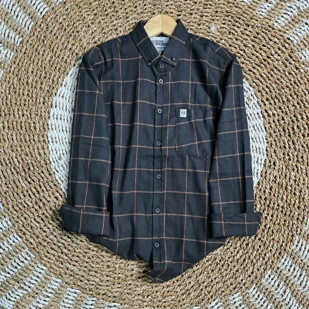Kemeja Flanel Pria Wanita Lengan Panjang Warna Hitam Garis Coklat