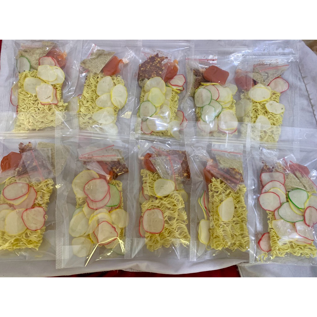 

SEBLAK MIX MURAH MERIAH NAMPOL