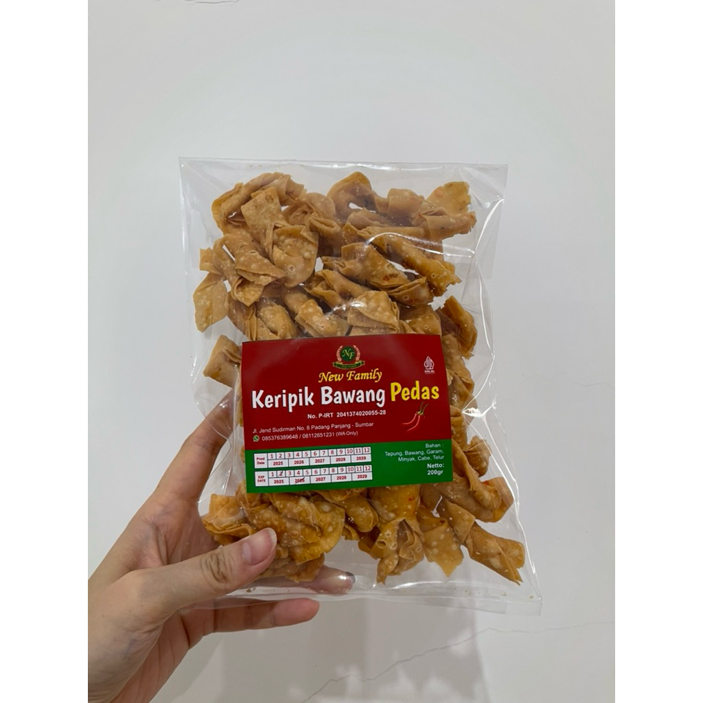 

Keripik Bawang Pedas New Family / Kue Bawang