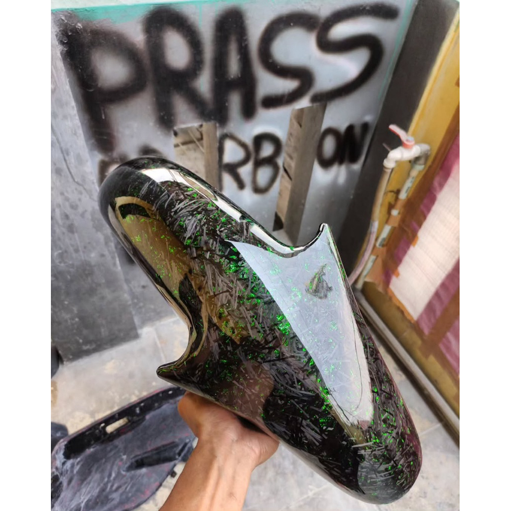 Spakbor Depan Slebor Depan Ninja R,SS,RR Carbon Forged