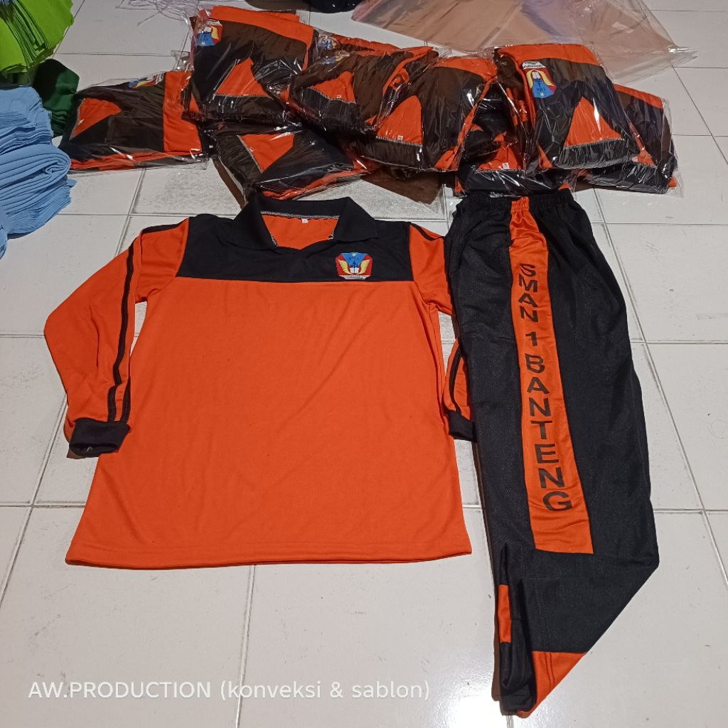 SERAGAM OLAHRAGA SMA / SMK