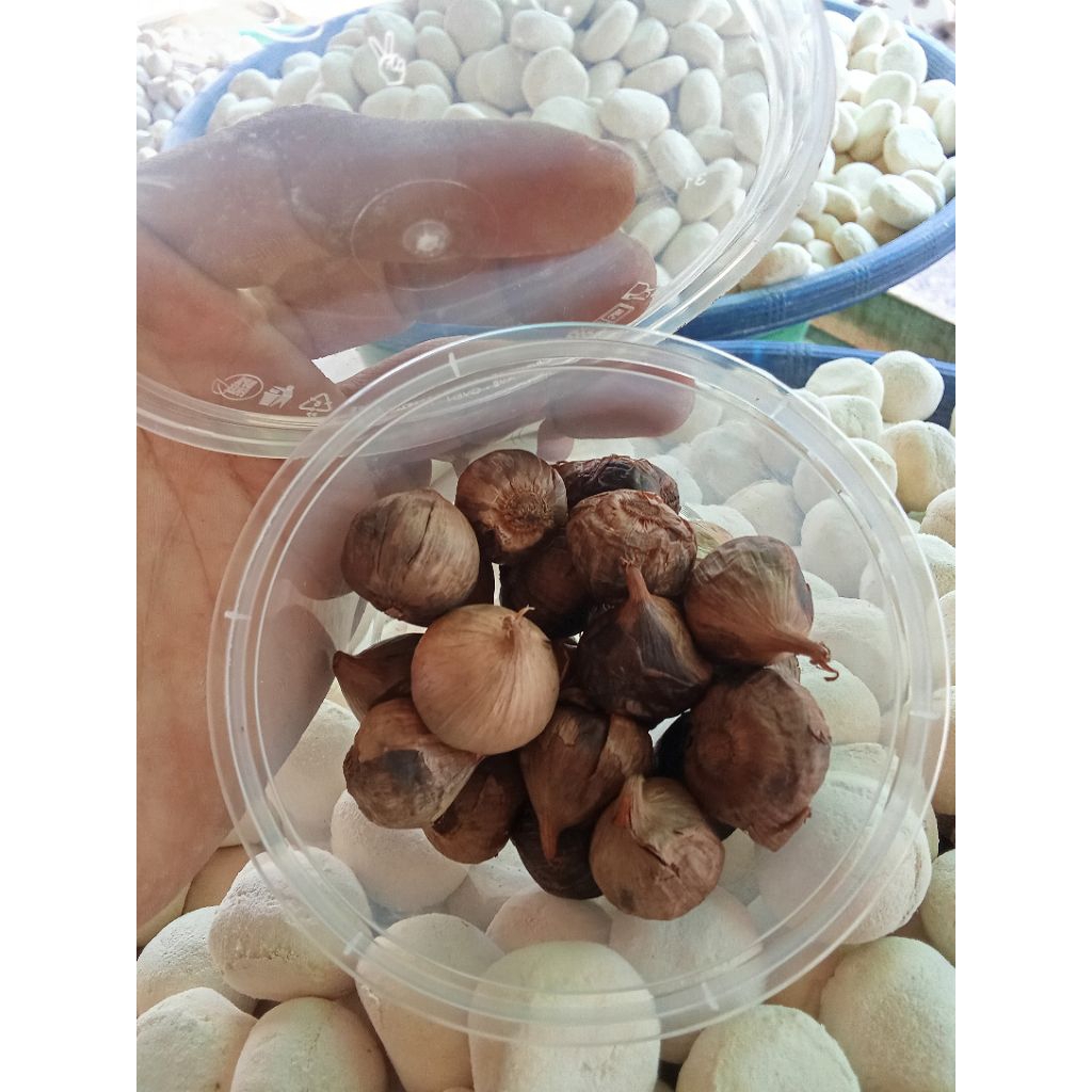 

BLACK GARLIC BAWANG LANANG PER 100 GR