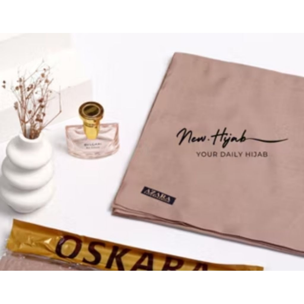 WARNA MOCCA AZAHRA HIJAB SEGIEMPAT VOAL OSKARA LC BY AZAHRA 110x110(FREE POUCH)